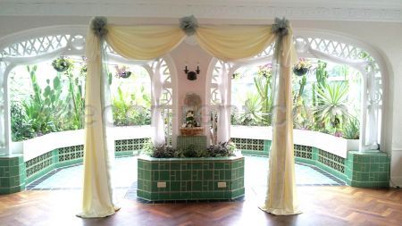 WEDDING DECORATED ARCH. TORONTO. WEDDING DECORATED ARCH. TORONTO.